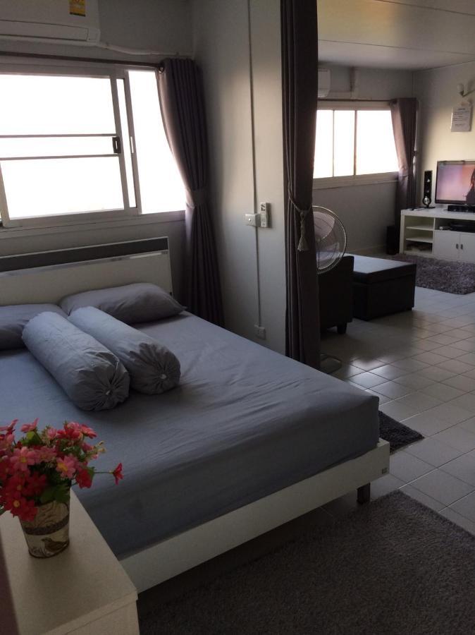 T11 Popula Condo By Prathomlerk Pak Kret Exterior photo